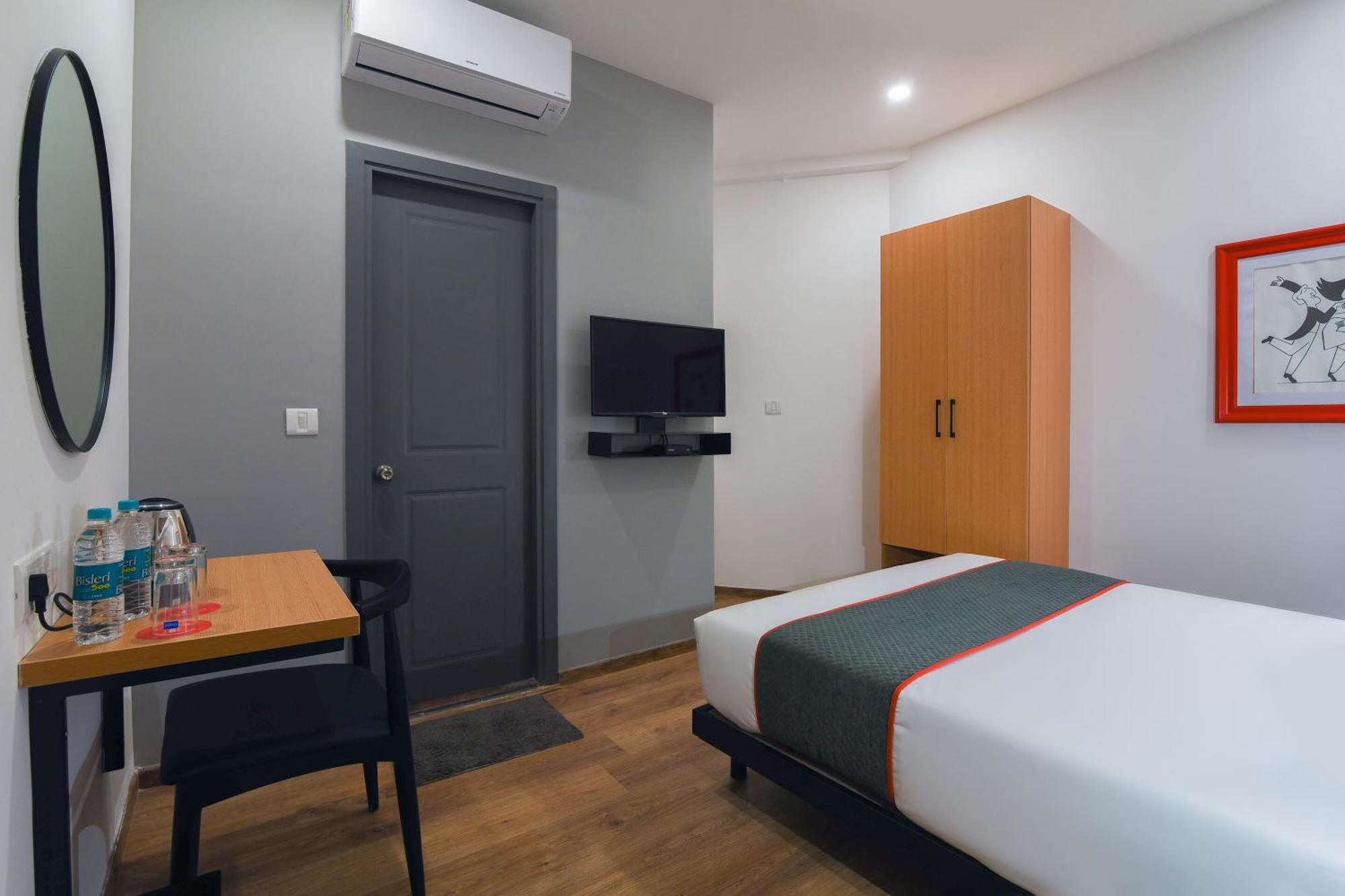 Super Townhouse Spruce Hotels Bellandur بنغالور المظهر الخارجي الصورة